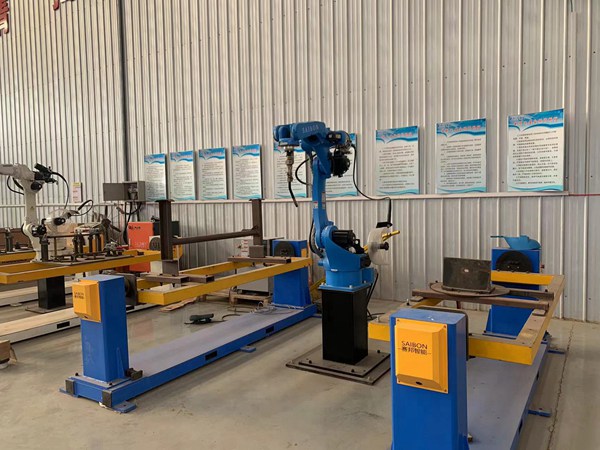 Çൺ½ñÄê»á¹ÙÍøº¸½Ó»úеÈËչʾ ÔõÑùÑ¡ÔñºÏÊʵĺ¸½Ó»úеÈ˳§¼Ò¼¯³É