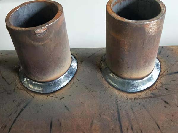 �ܵ����ӻ�е�˲�����ӯ������