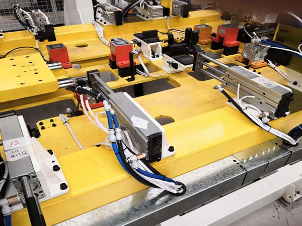 ���ӱ�λ���Ժ��ӻ�е�˵����ô���������������