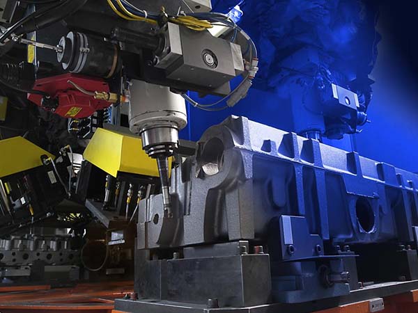 焊接机械人的电机驱动方法 焊接机械人的电机驱动方法