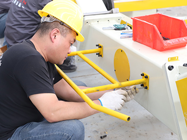 ���ӱ�λ���������е�������������