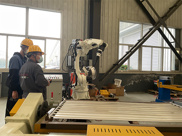 һ̨ȫ�Զ����ӻ�е�˵�ʹ��ʱ��