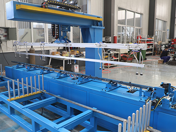 全自动焊接机械人能够实现无人生产 全自动焊接机械人能够实现无人生产