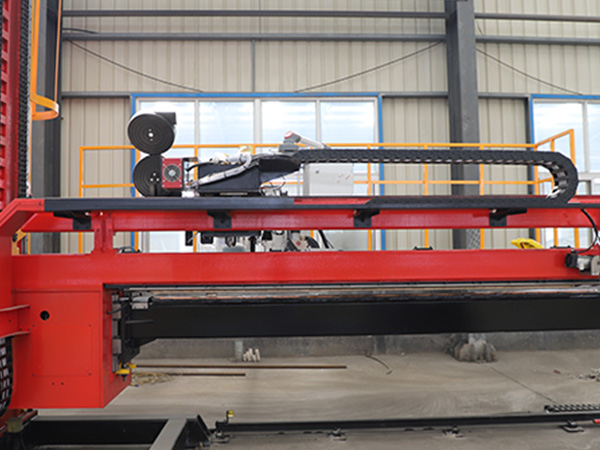 ��ҵ���ӻ�е�˵��˶�����ϵͳ