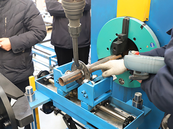 �Զ����ӻ�е�˿���ʹ�ö೤ʱ�䣿����������